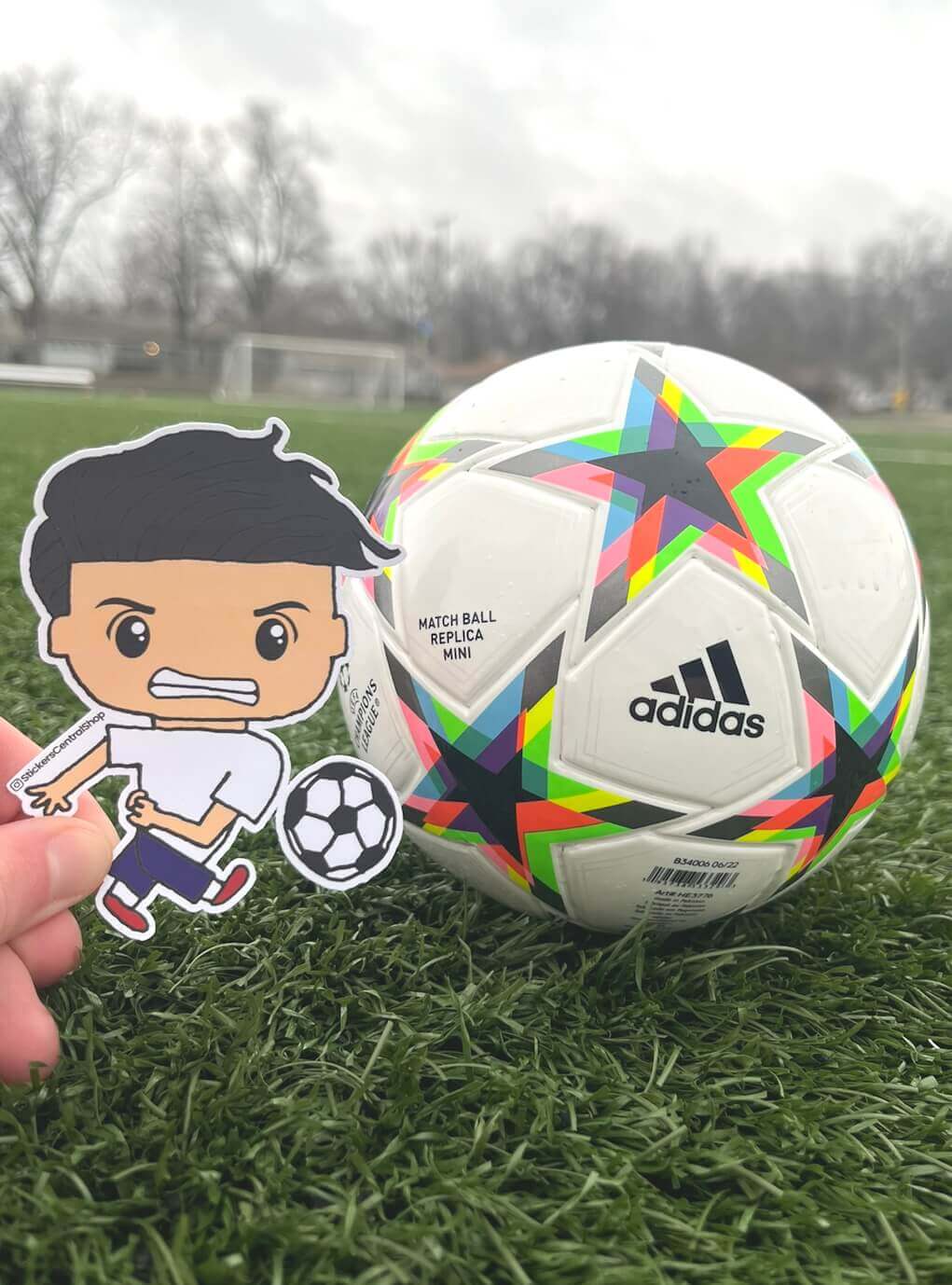 Tottenham Hotspur Shooting Soccer Player Sticker, white with blue